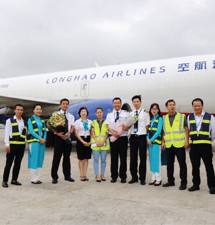 CONGRATULATE LONGHAO AIRLINES’ FIRST FLIGHT TO NOI BAI AIRPORT